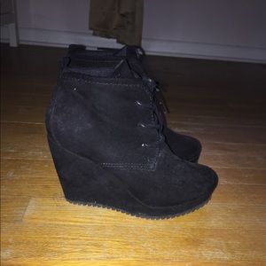 Aldo black booties